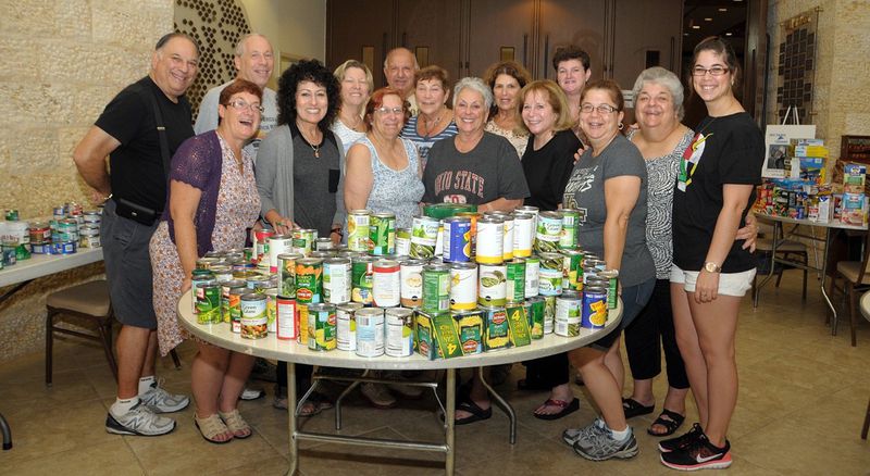 Jewish organizations feed community as High Holidays approach